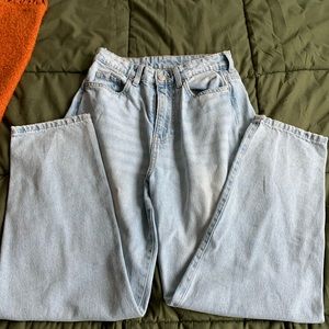 high waisted mom jeans from h&m. size 4.
